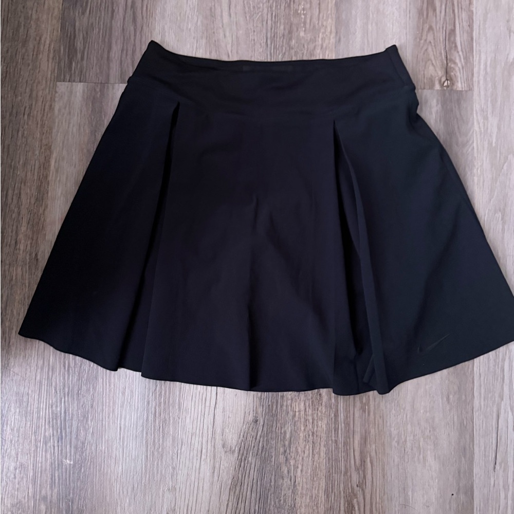 Nike black skirt skort active